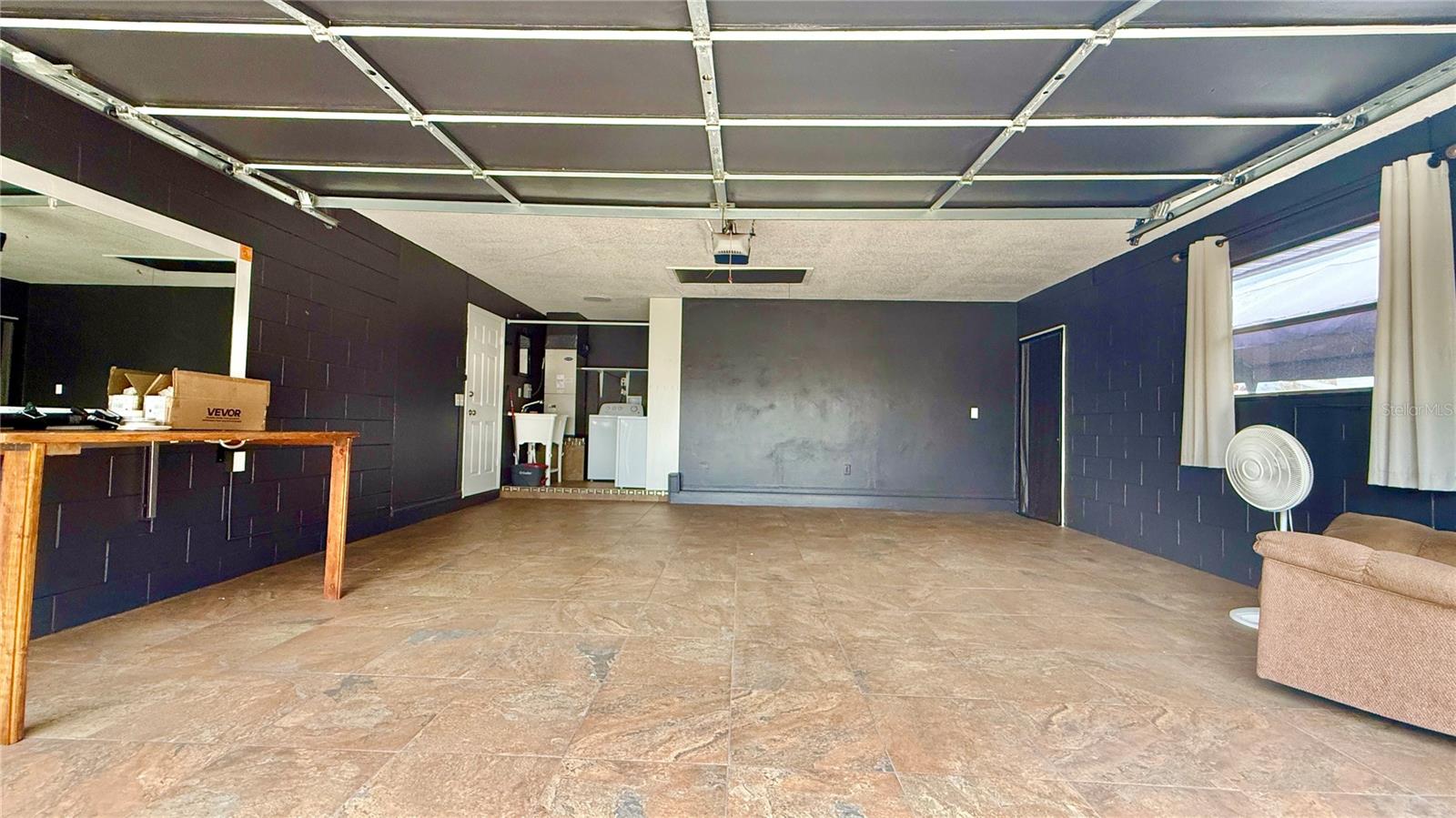 Image 46 of 49 For 2744 Middle Street