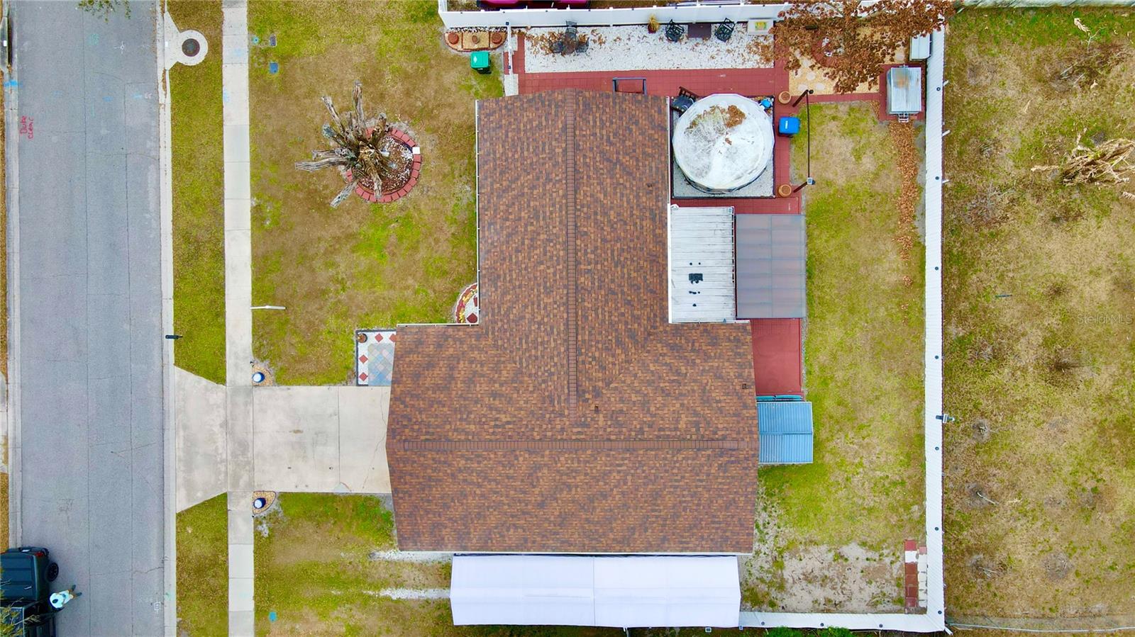 Image 9 of 49 For 2744 Middle Street