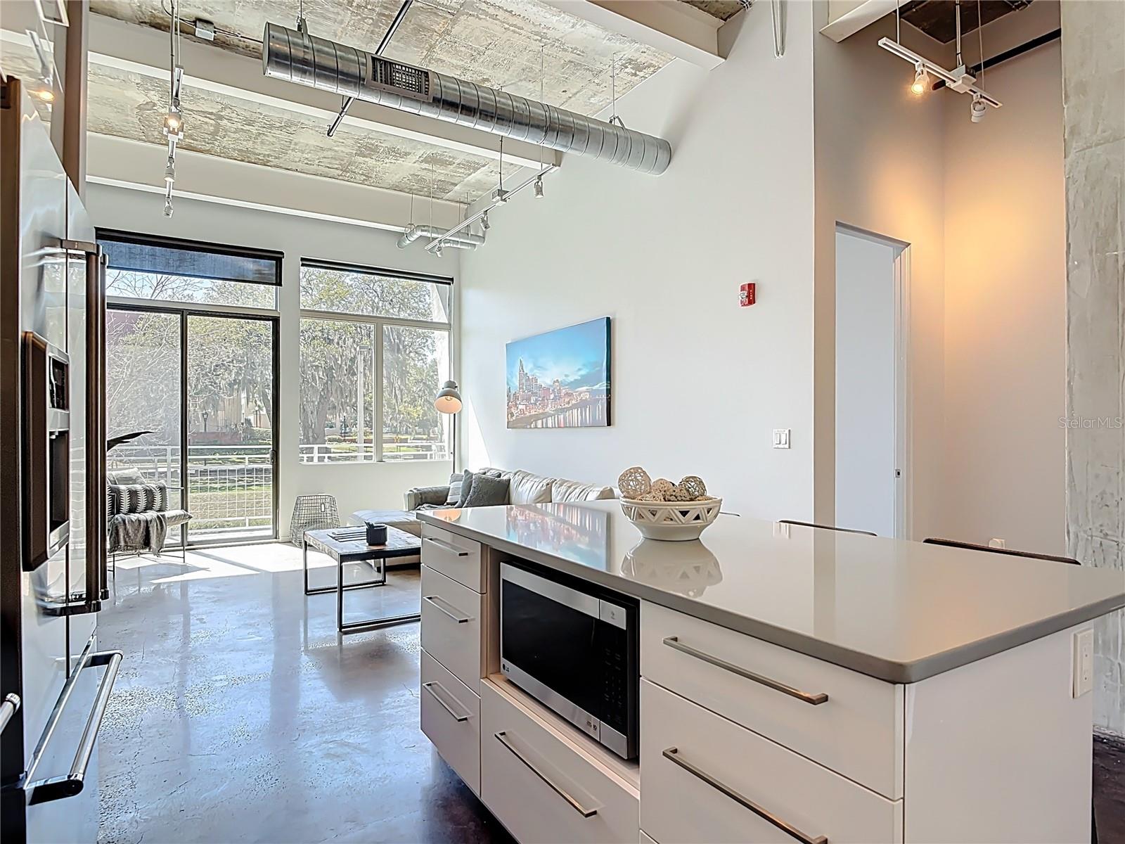 Image 11 of 40 For 302 Broadway Street 240