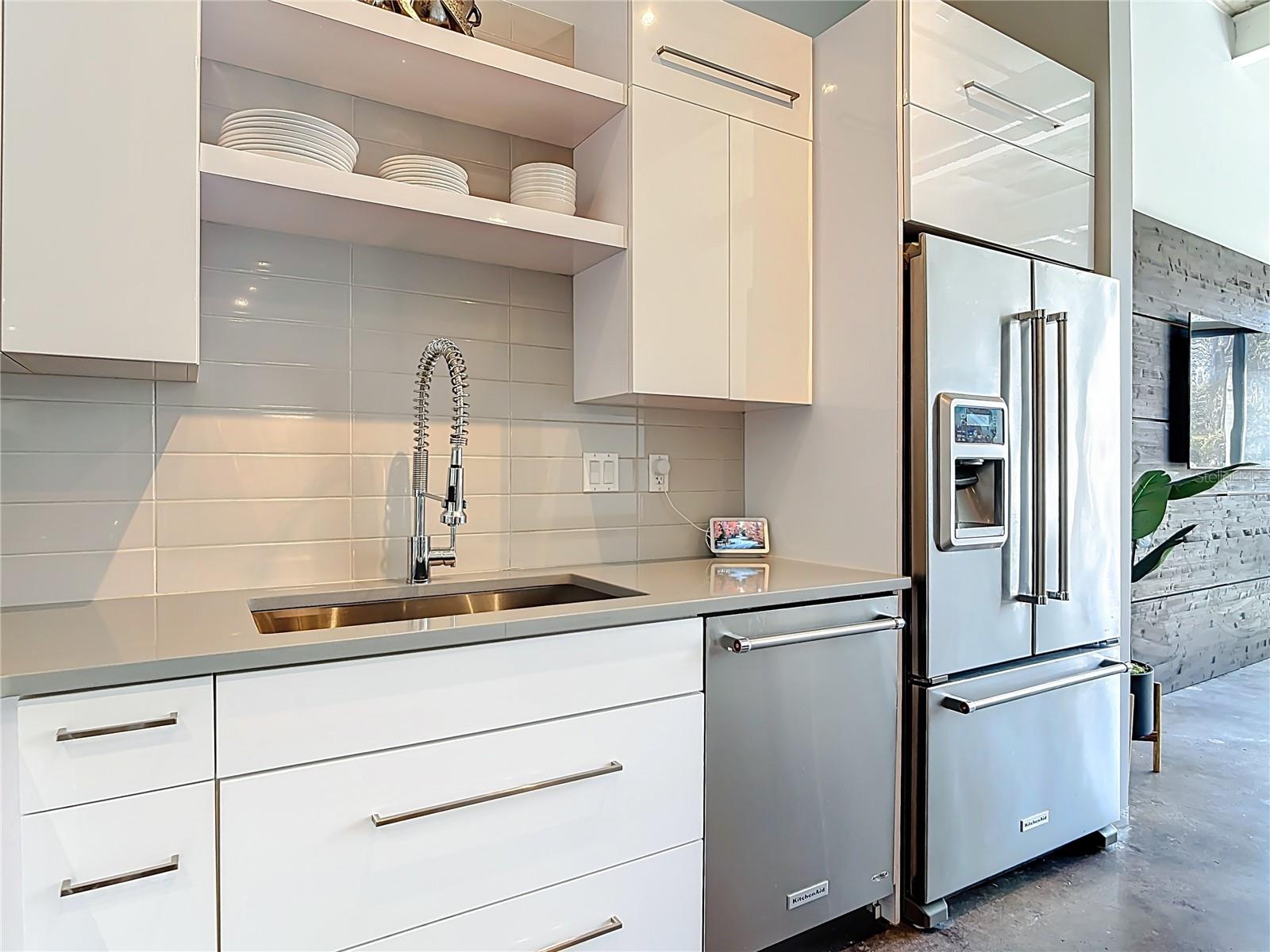 Image 15 of 40 For 302 Broadway Street 240