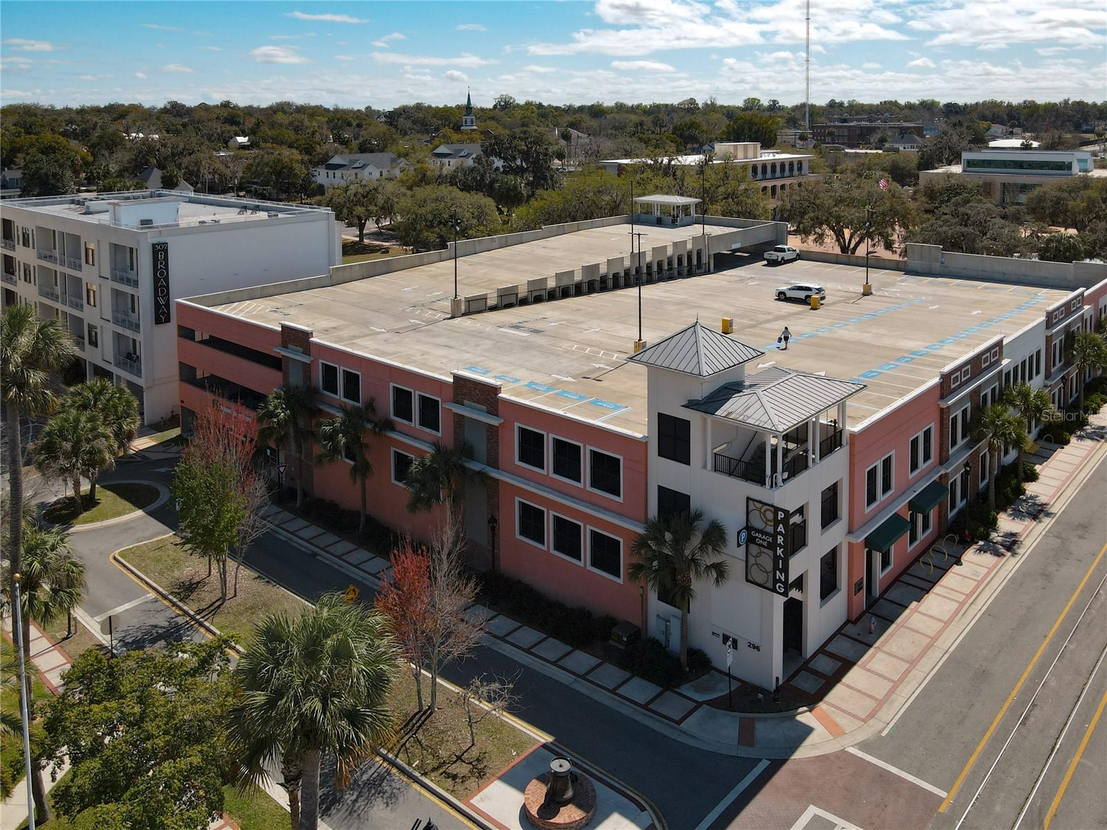 Image 35 of 40 For 302 Broadway Street 240