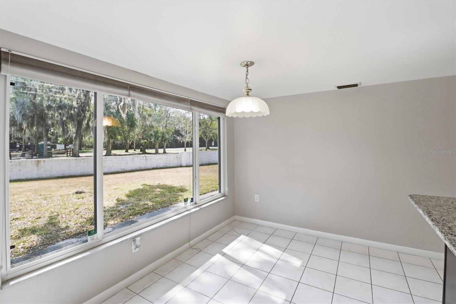 Image 12 of 40 For 219 Hoffman Court