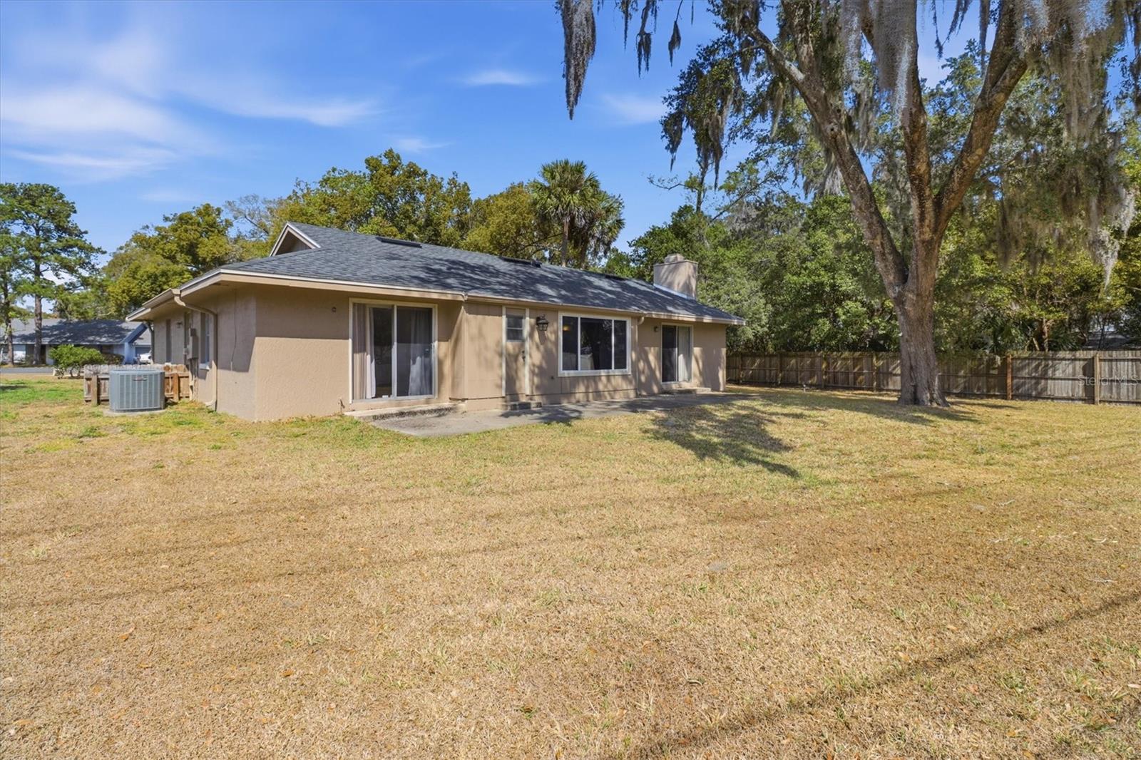 Image 30 of 40 For 219 Hoffman Court