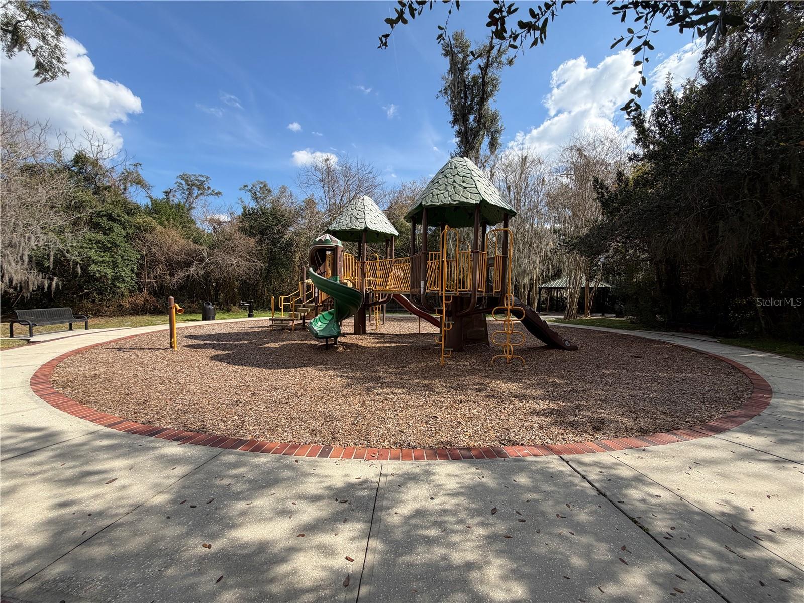 Image 36 of 40 For 219 Hoffman Court