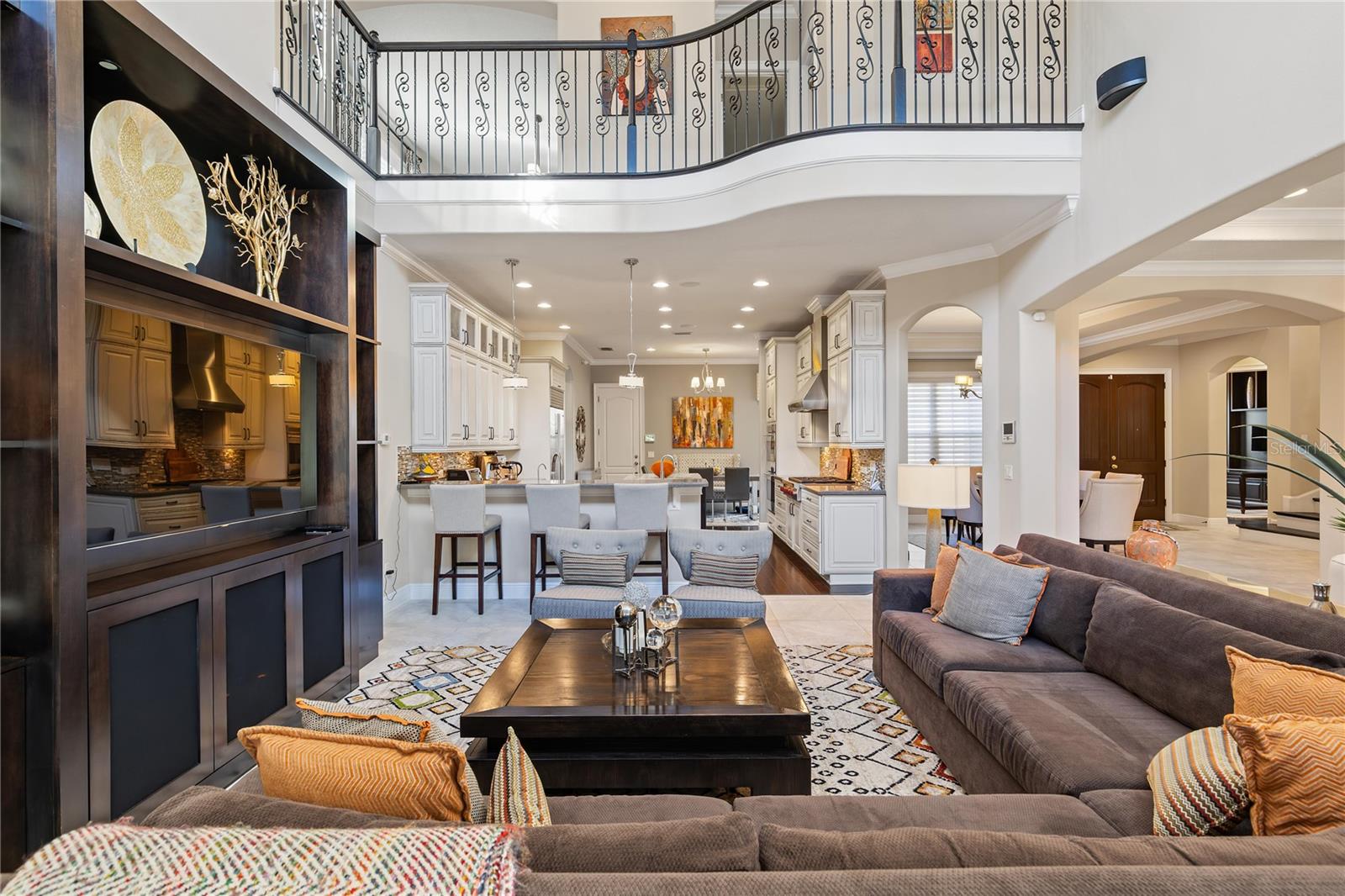 Image 26 of 70 For 217 Arezzo Court