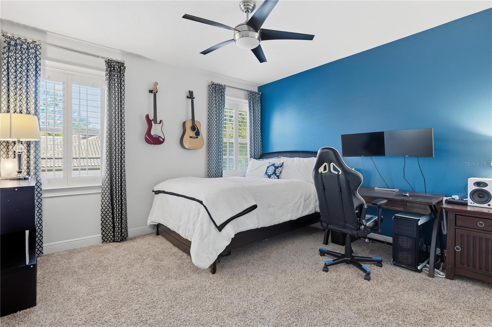 Image 42 of 70 For 217 Arezzo Court