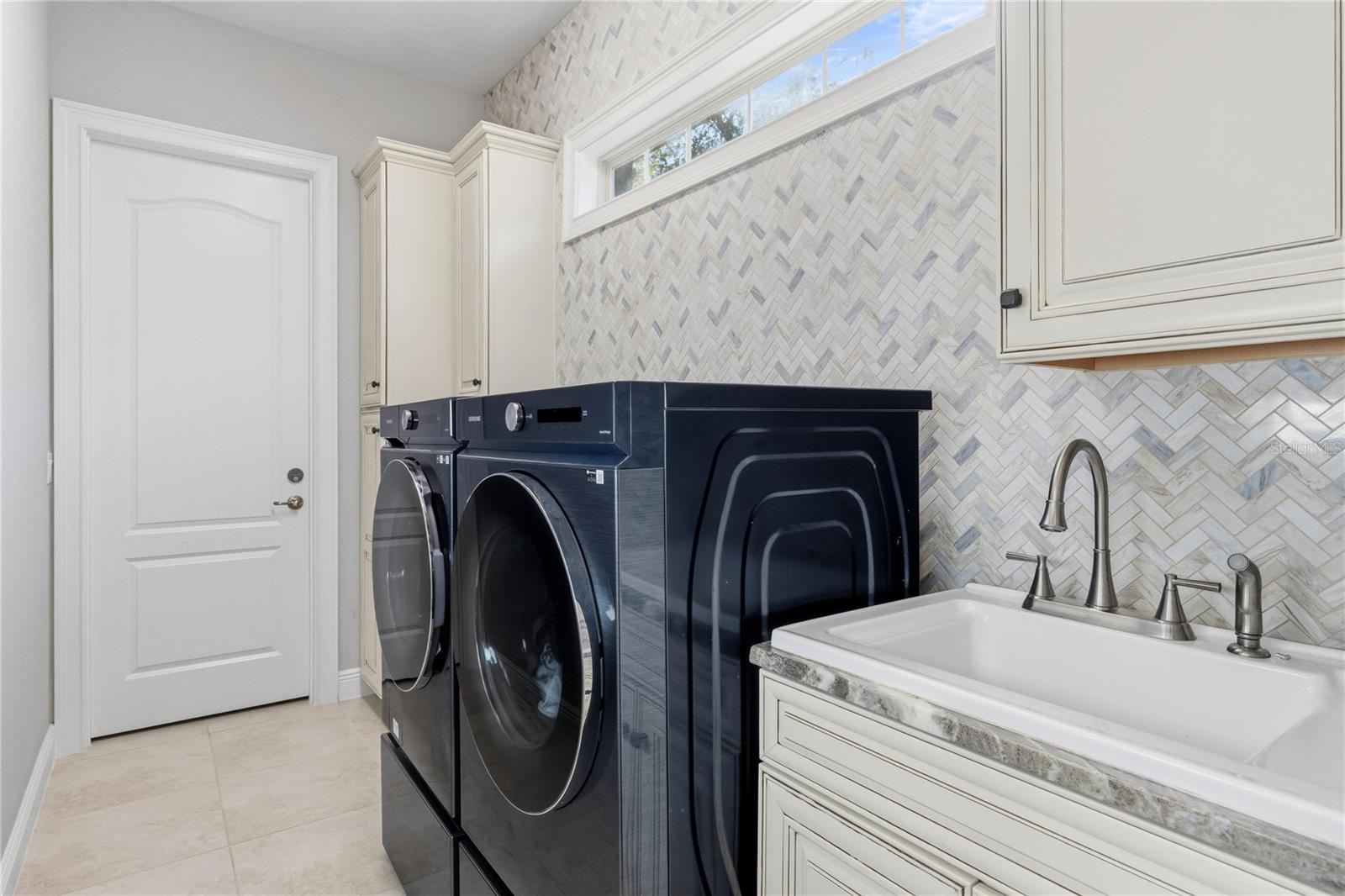 Image 46 of 70 For 217 Arezzo Court