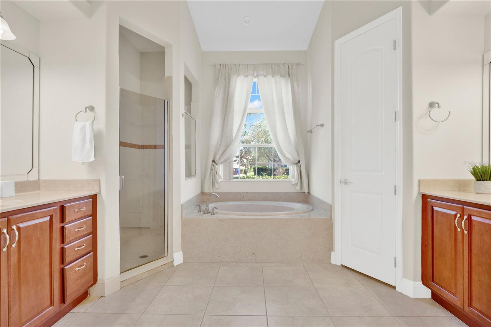 Image 19 of 38 For 2711 Swoop Circle