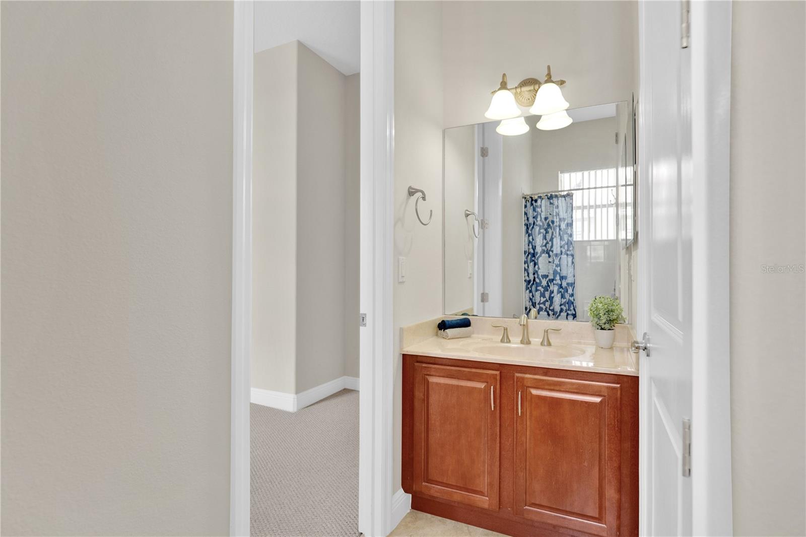 Image 22 of 38 For 2711 Swoop Circle