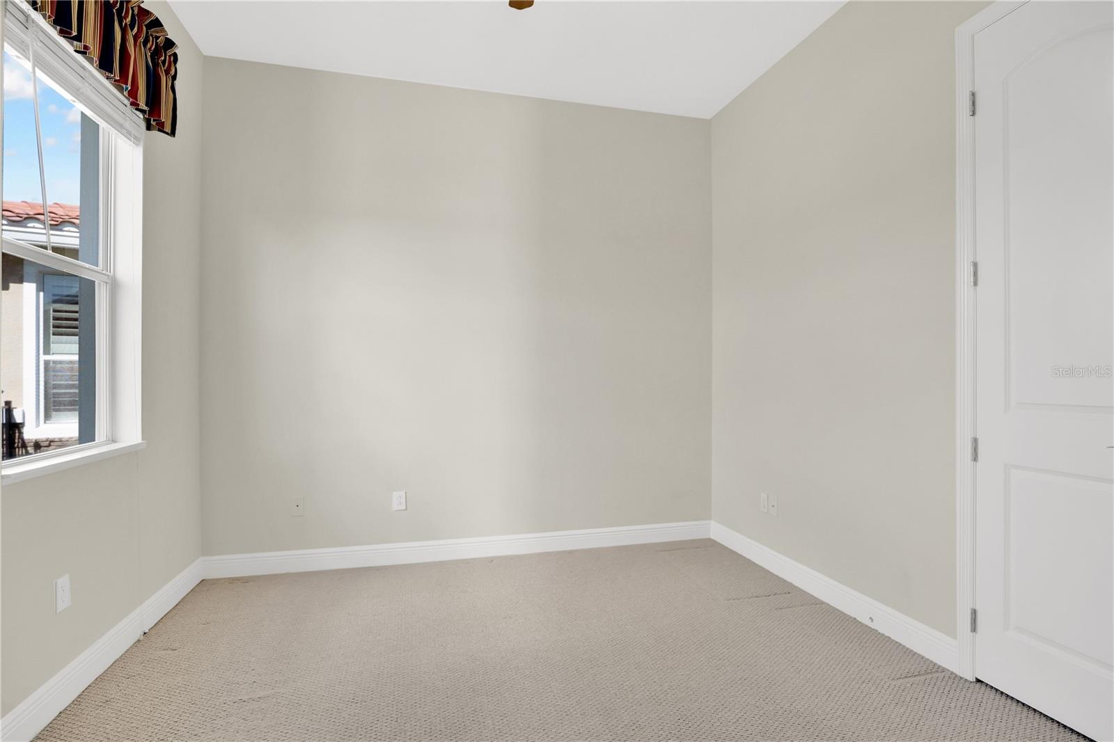 Image 25 of 38 For 2711 Swoop Circle