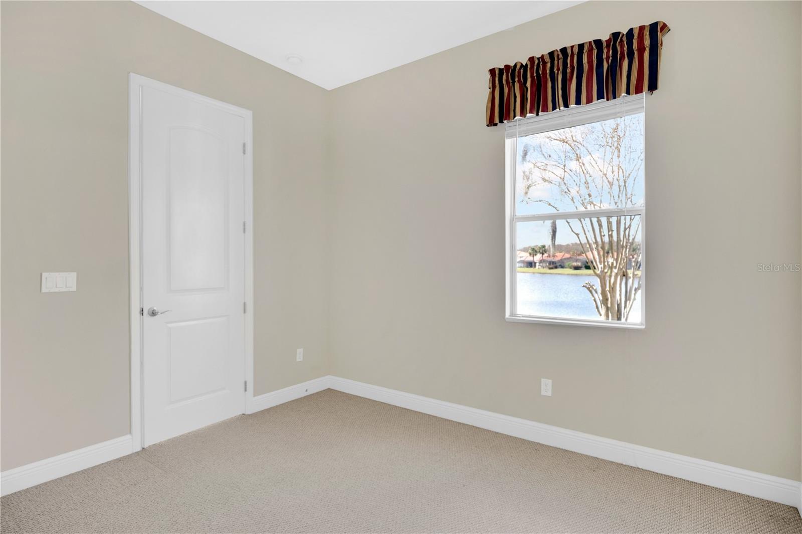 Image 26 of 38 For 2711 Swoop Circle