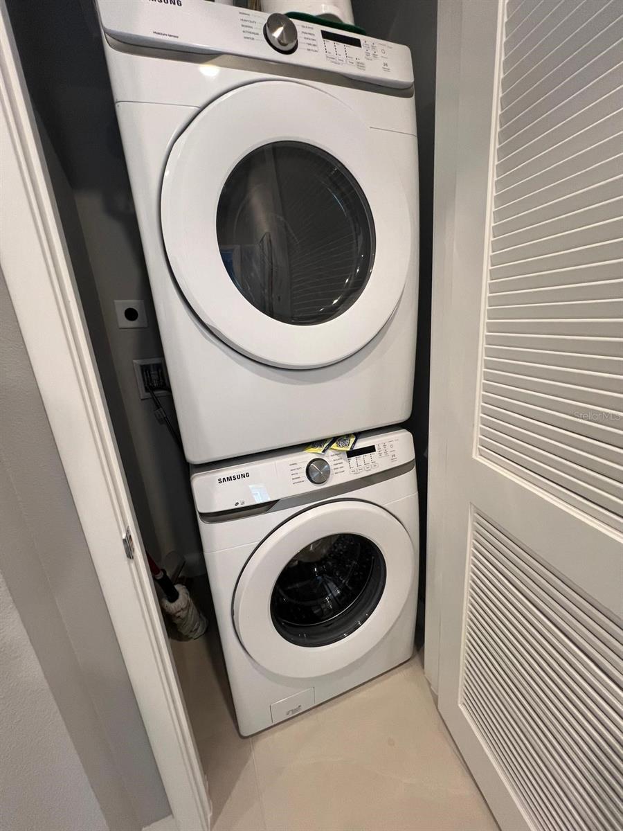 Image 28 of 33 For 7770 Sandy Ridge Drive 126