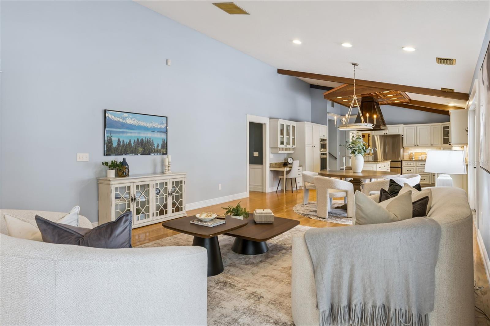 Image 10 of 74 For 14126 Lake Tilden Boulevard