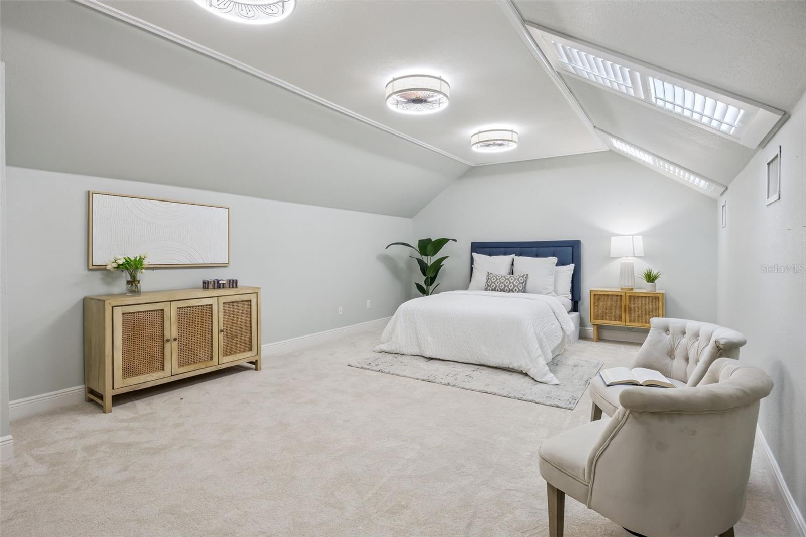 Image 32 of 74 For 14126 Lake Tilden Boulevard