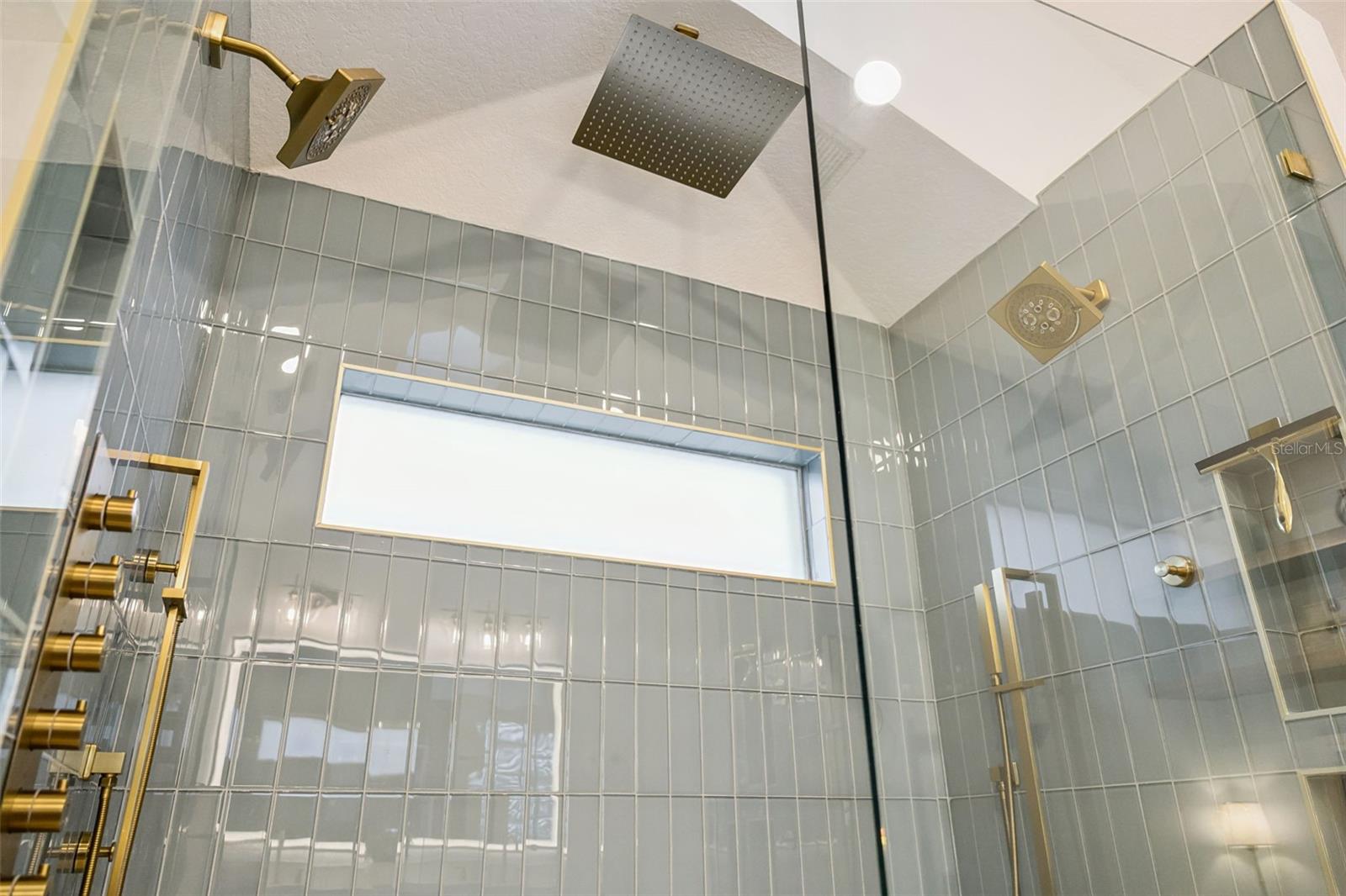 Image 35 of 74 For 14126 Lake Tilden Boulevard