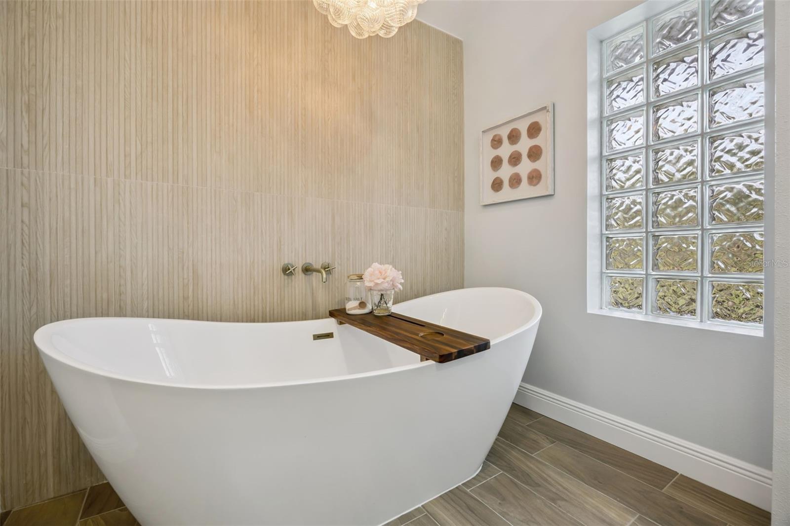 Image 36 of 74 For 14126 Lake Tilden Boulevard