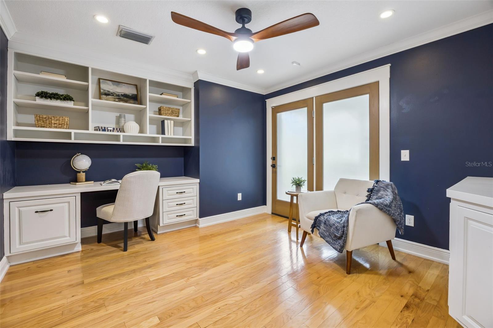 Image 44 of 74 For 14126 Lake Tilden Boulevard