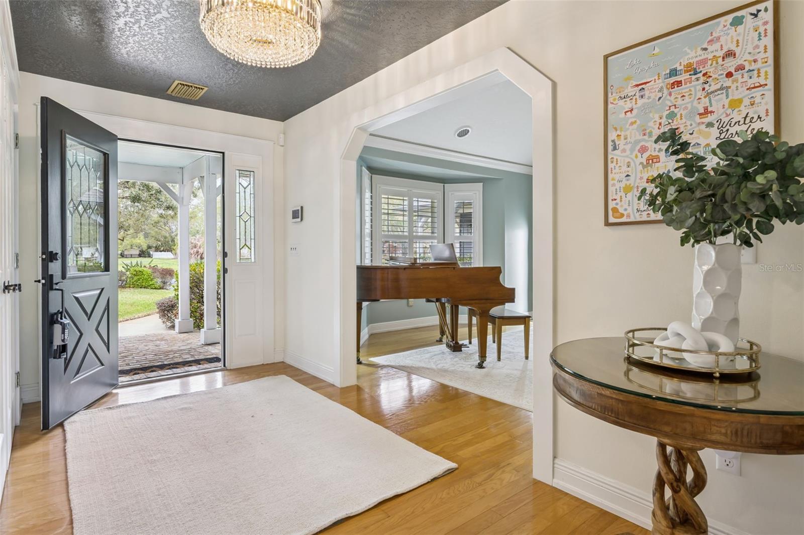 Image 6 of 74 For 14126 Lake Tilden Boulevard