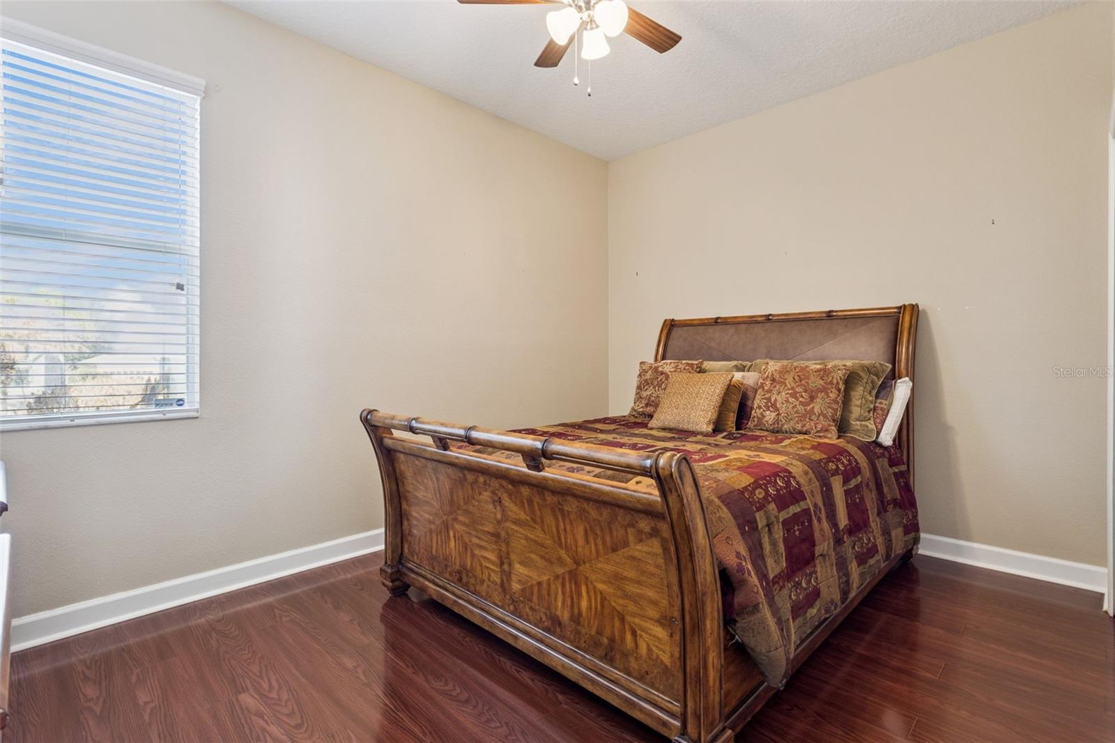 Image 22 of 47 For 2876 Sandy Cay Street