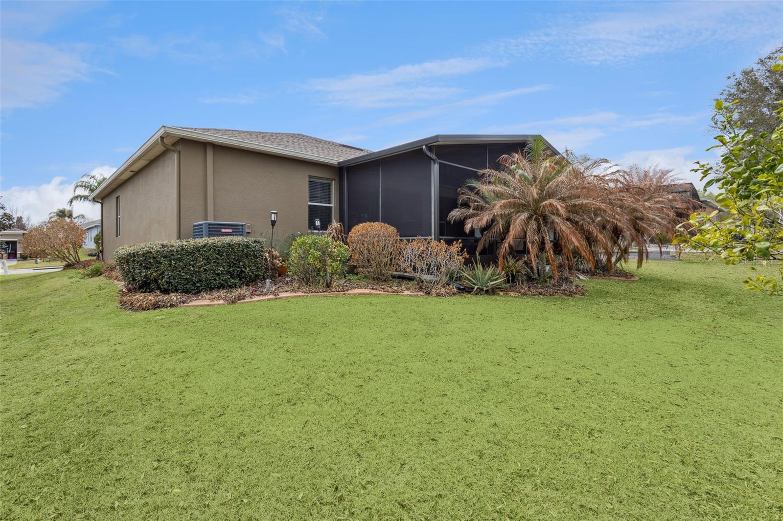 Image 33 of 47 For 2876 Sandy Cay Street