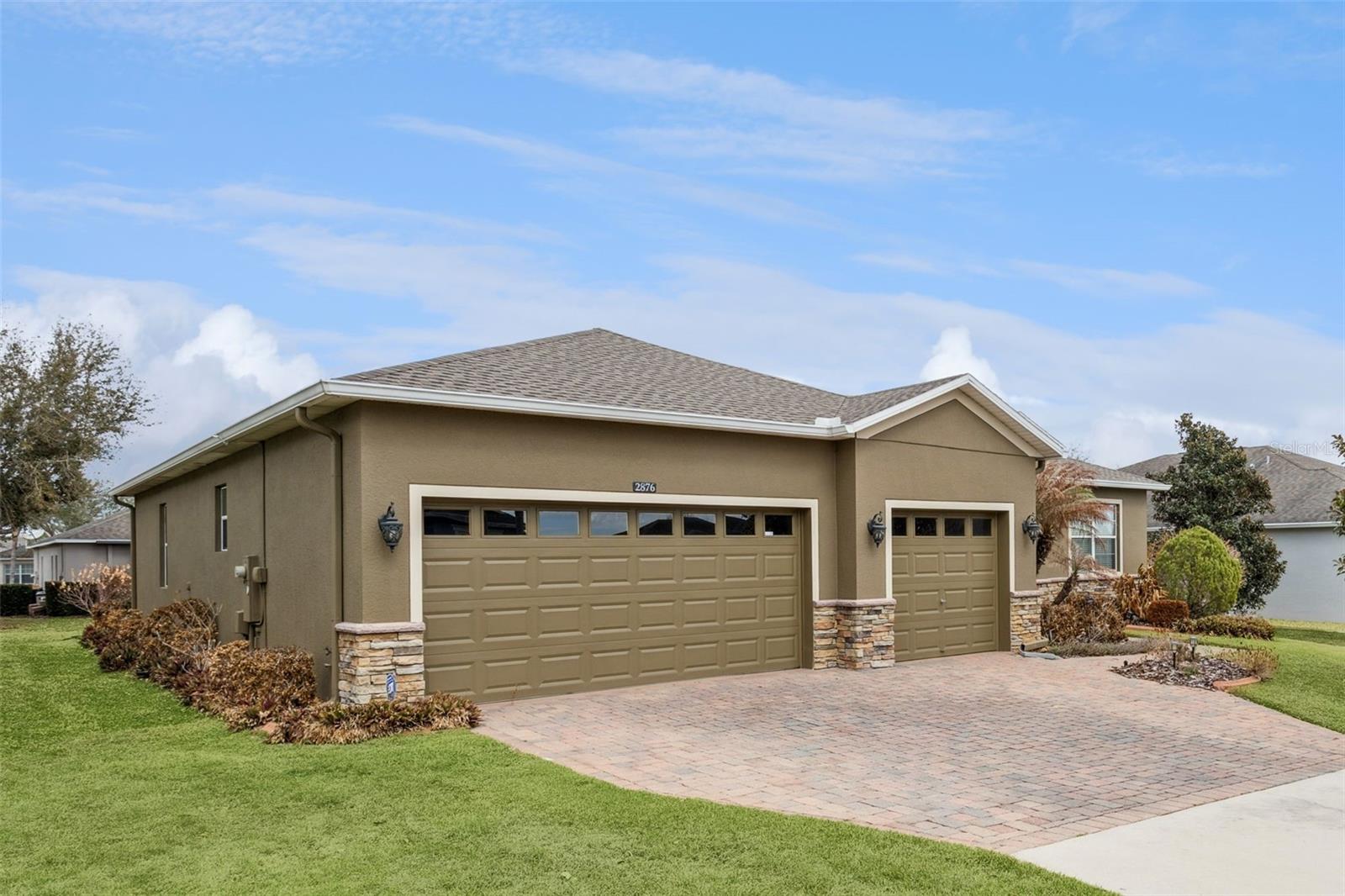 Image 4 of 47 For 2876 Sandy Cay Street