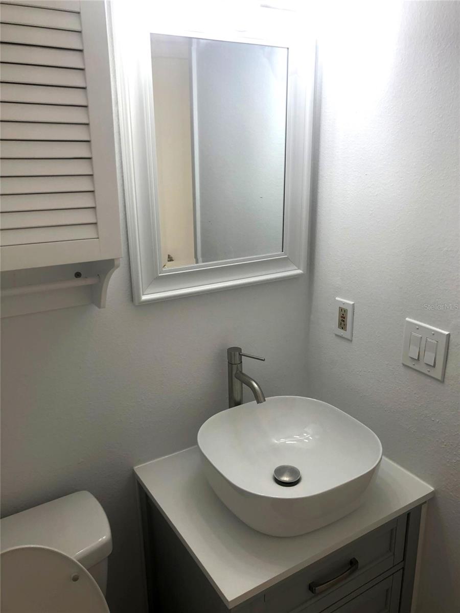 Image 11 of 21 For 1015 Gammage Point