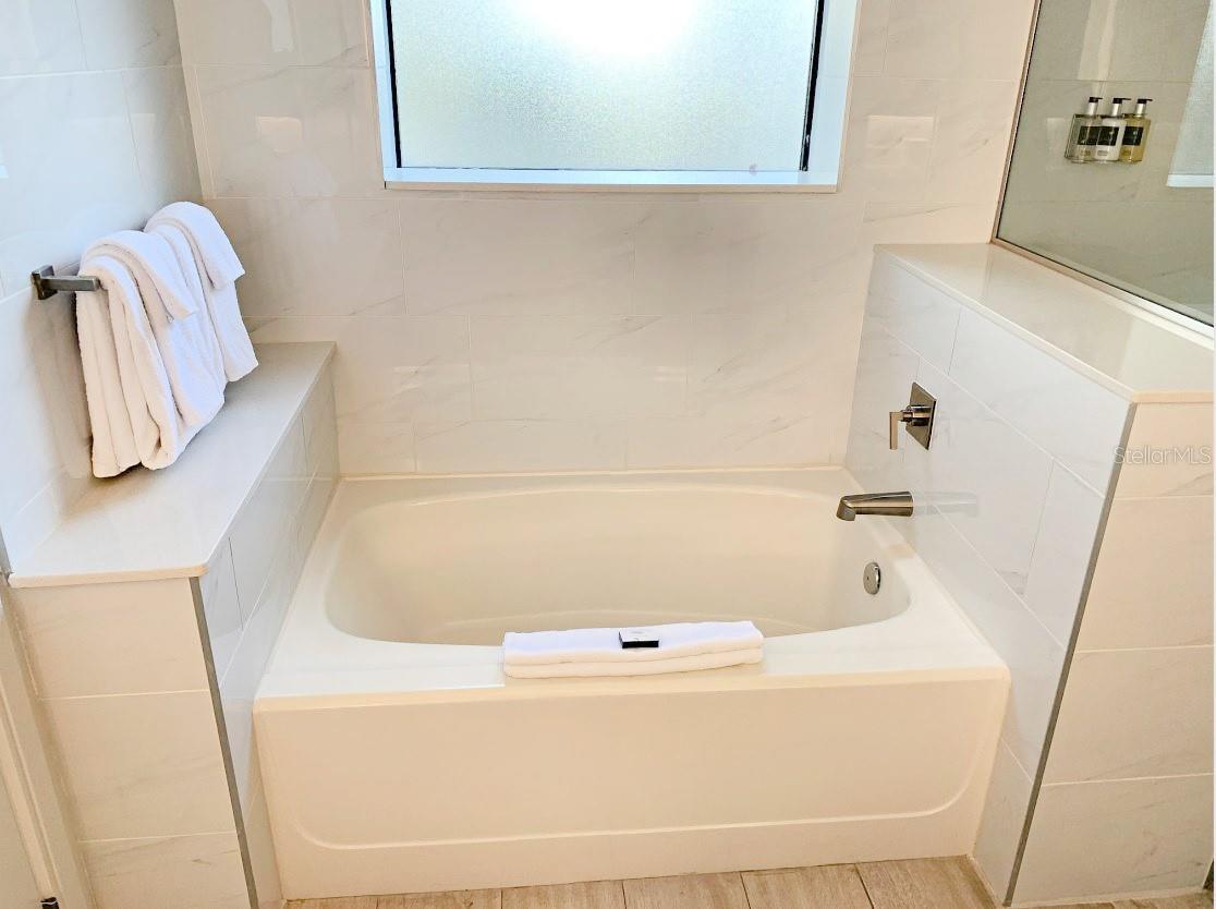 Image 21 of 62 For 14501 Grove Resort Avenue 3109