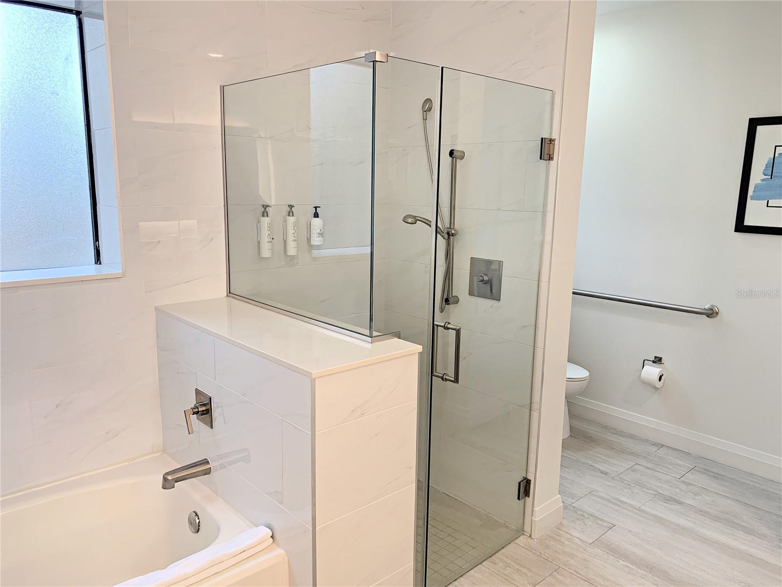 Image 22 of 62 For 14501 Grove Resort Avenue 3109