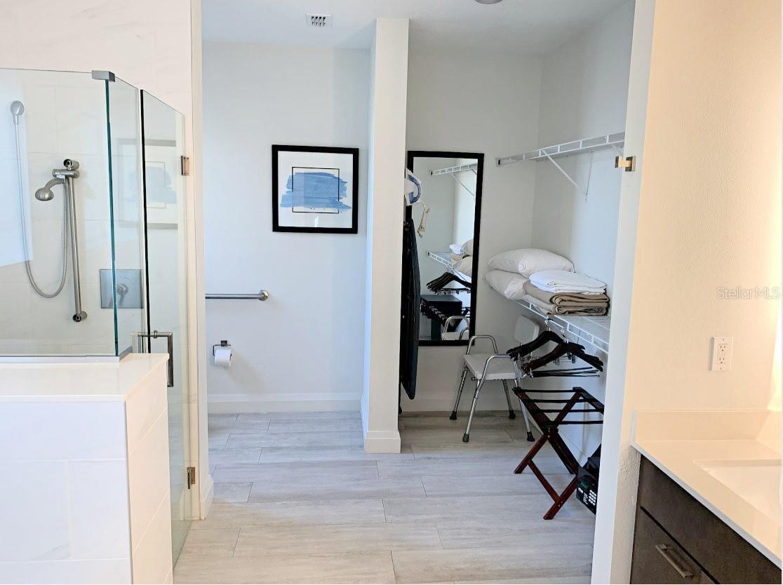 Image 24 of 62 For 14501 Grove Resort Avenue 3109