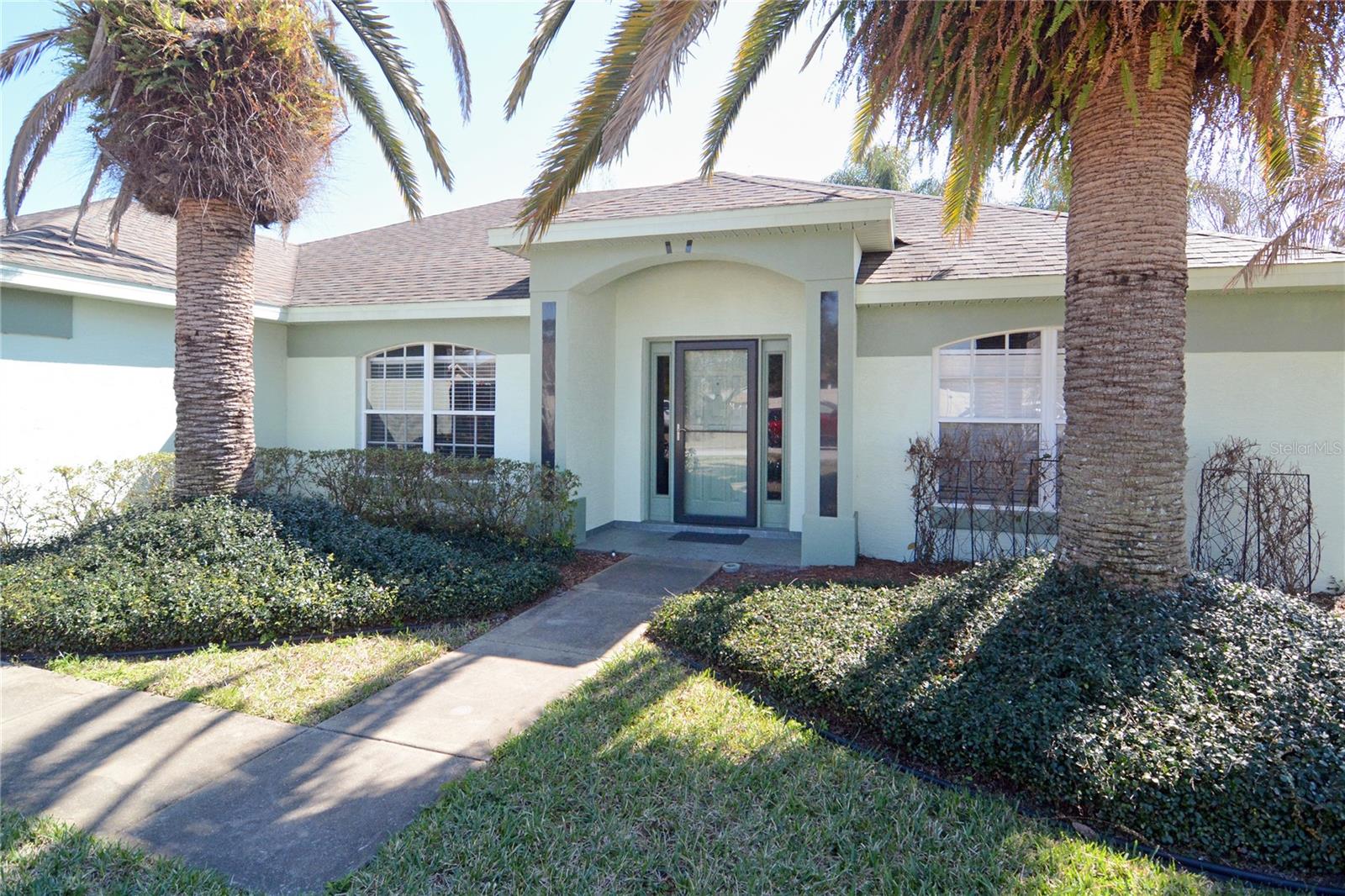 Image 2 of 37 For 19 Spring Ridge Drive