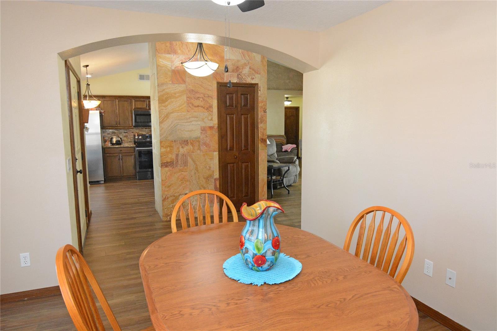 Image 26 of 37 For 19 Spring Ridge Drive