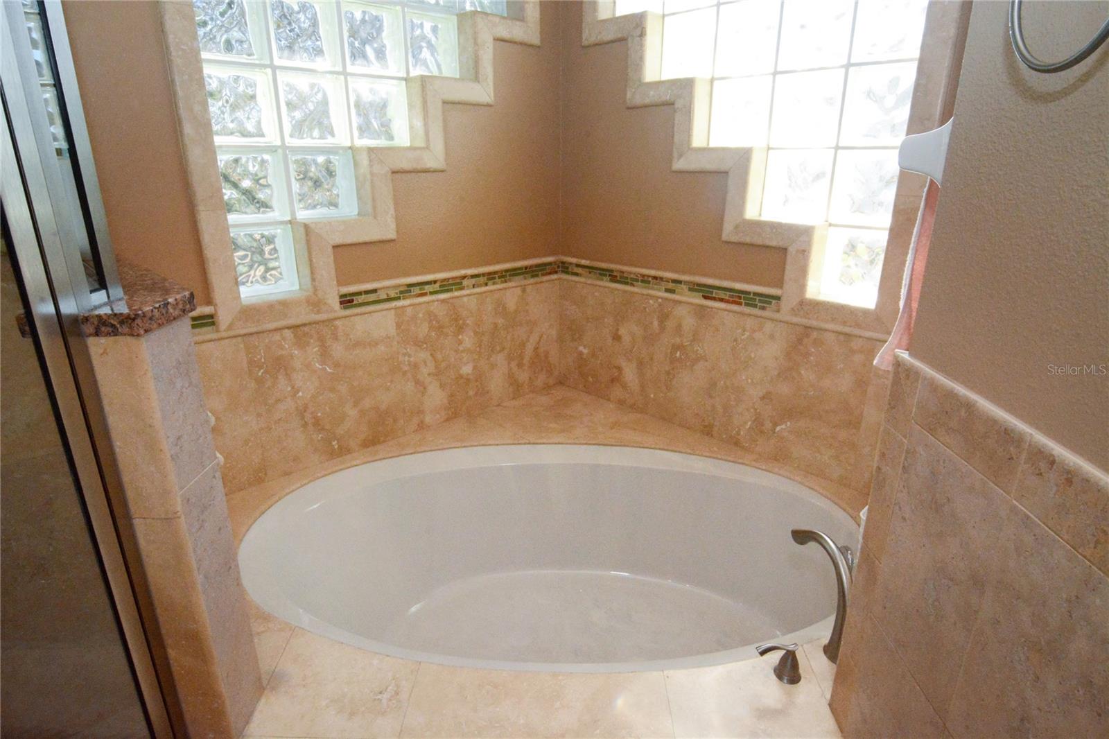 Image 31 of 37 For 19 Spring Ridge Drive