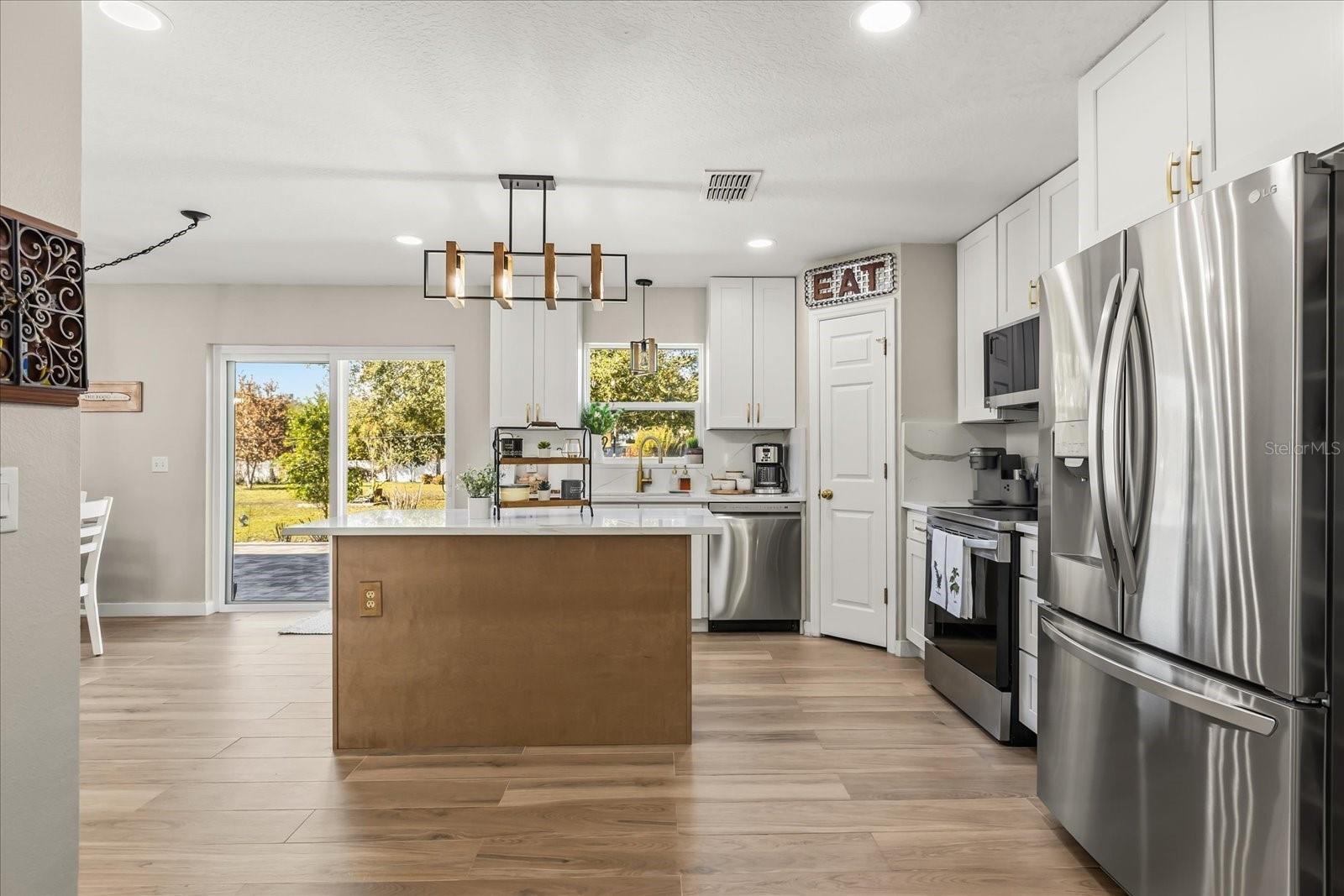 Image 16 of 59 For 7554 Lake Andrea Circle