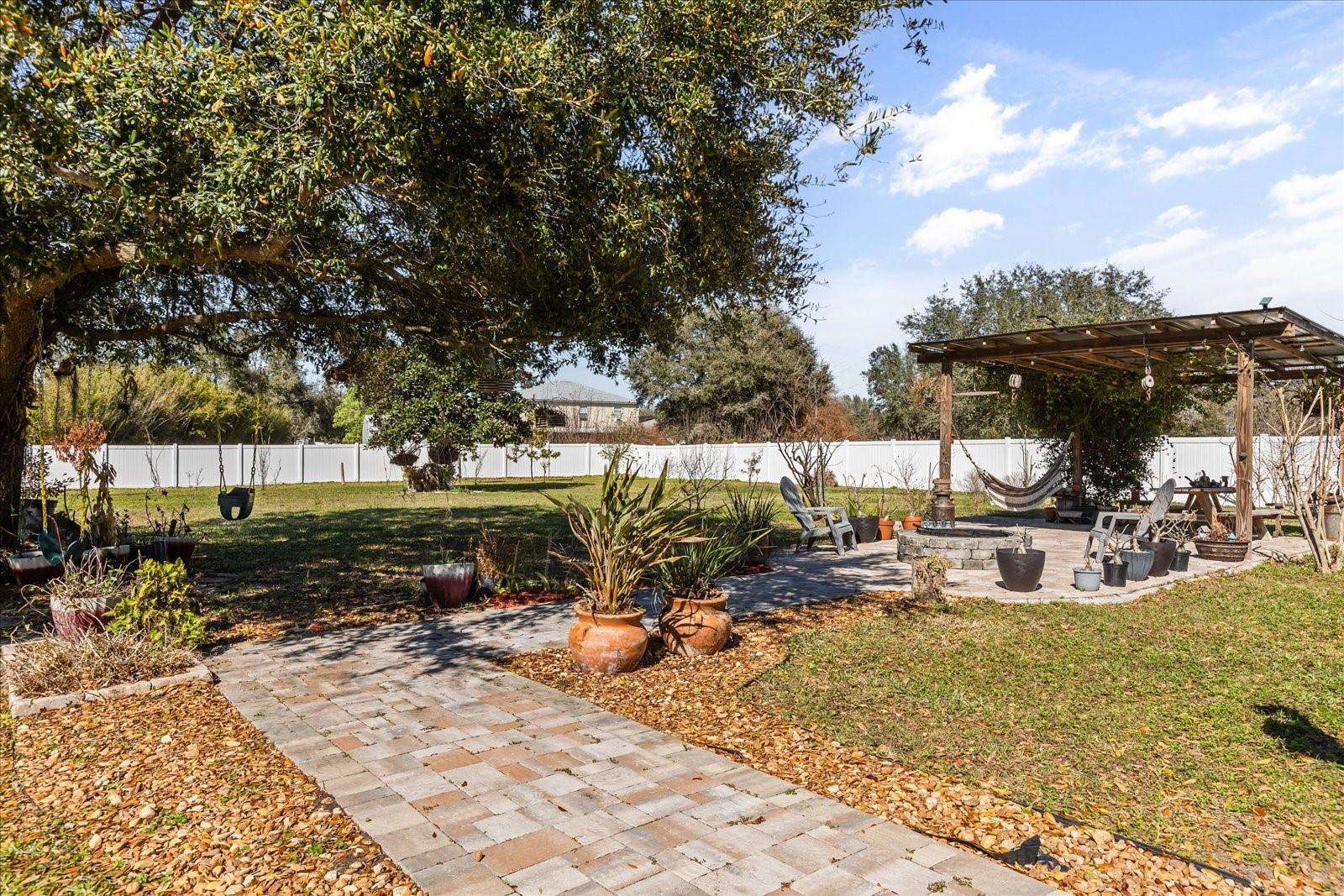 Image 46 of 59 For 7554 Lake Andrea Circle