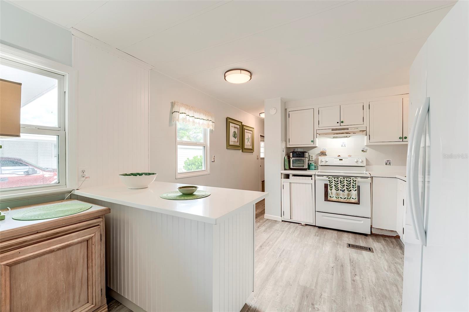 Image 14 of 38 For 24631 Seas Boulevard