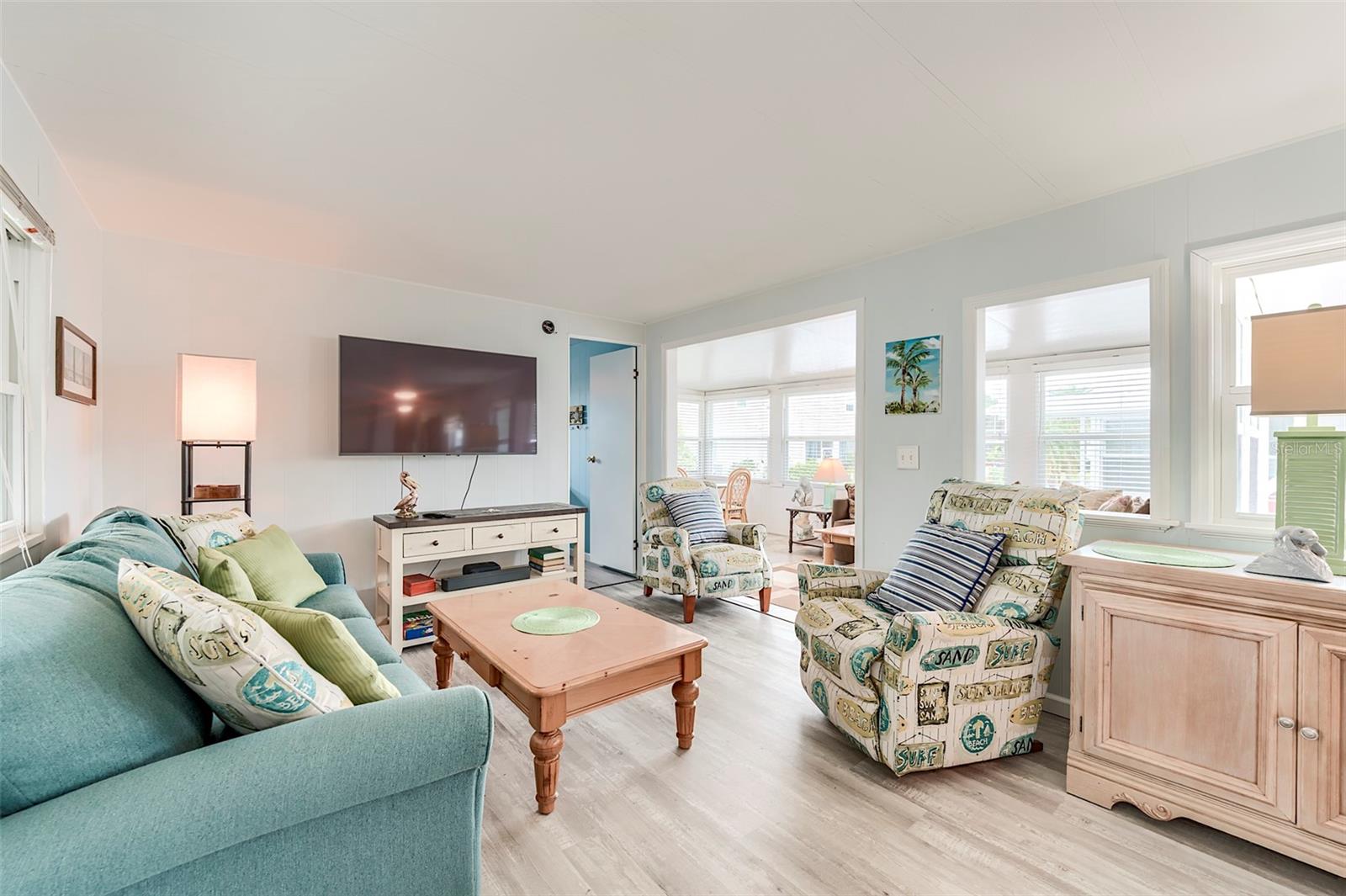 Image 16 of 38 For 24631 Seas Boulevard