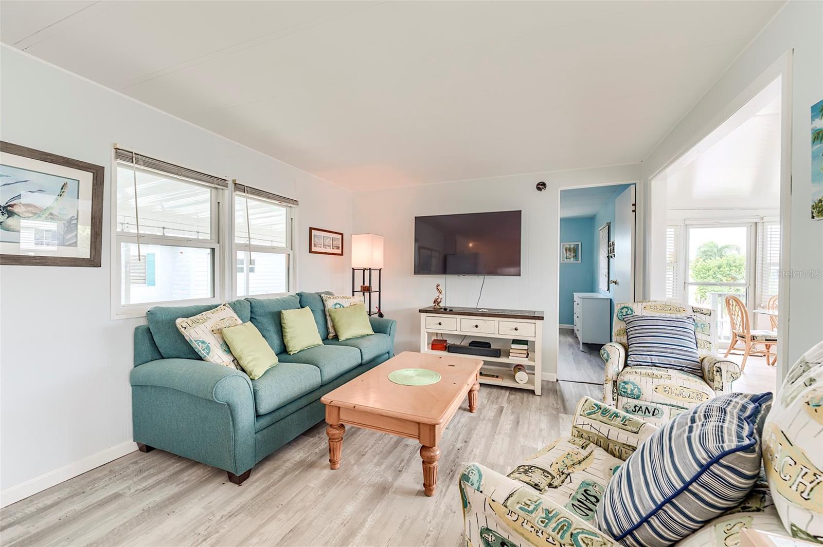 Image 17 of 38 For 24631 Seas Boulevard