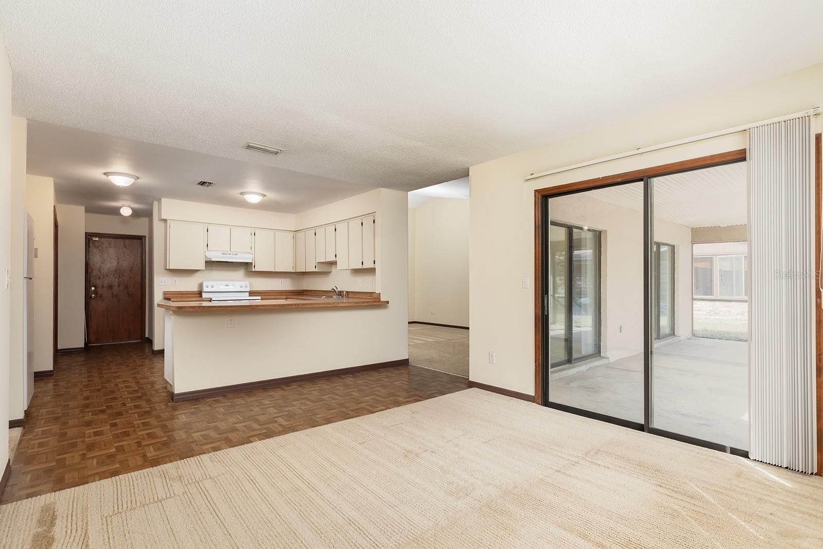 Image 7 of 15 For 2089 Normandy Boulevard