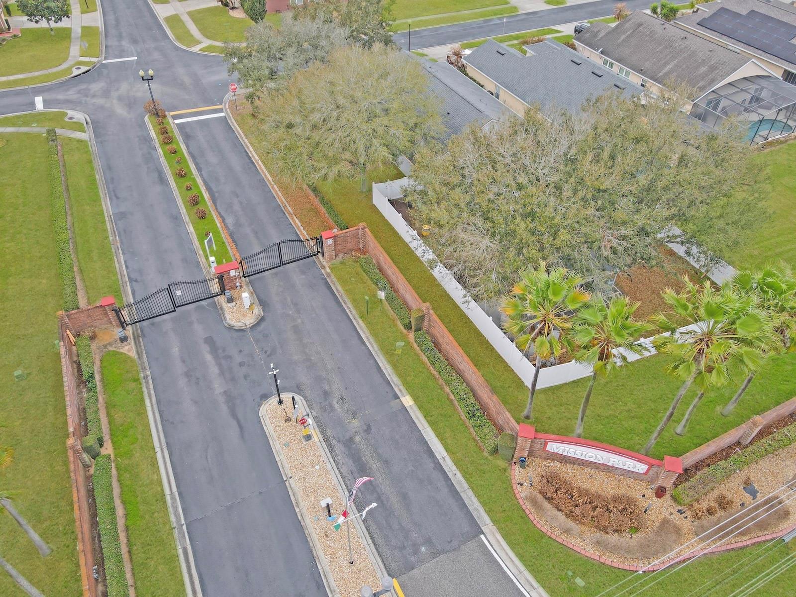 Image 17 of 47 For 15434 Markham Drive