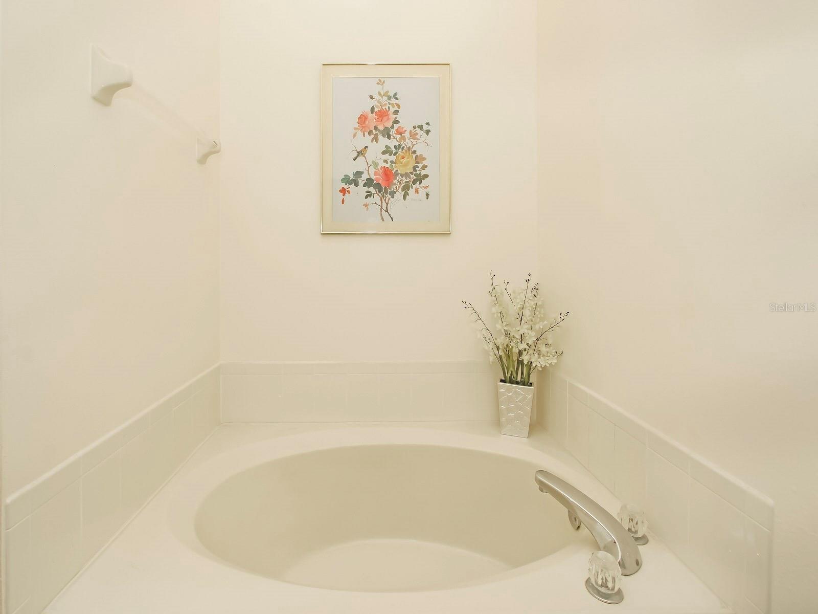 Image 35 of 47 For 15434 Markham Drive