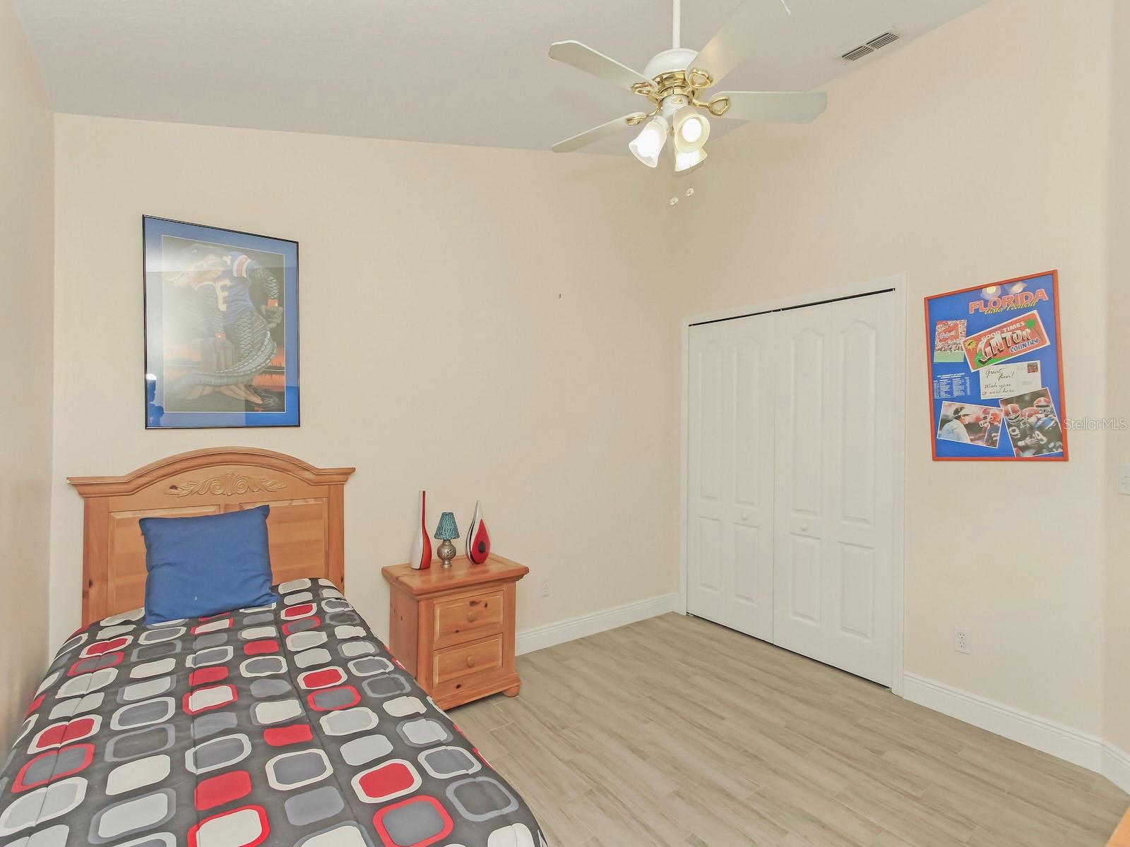 Image 41 of 47 For 15434 Markham Drive