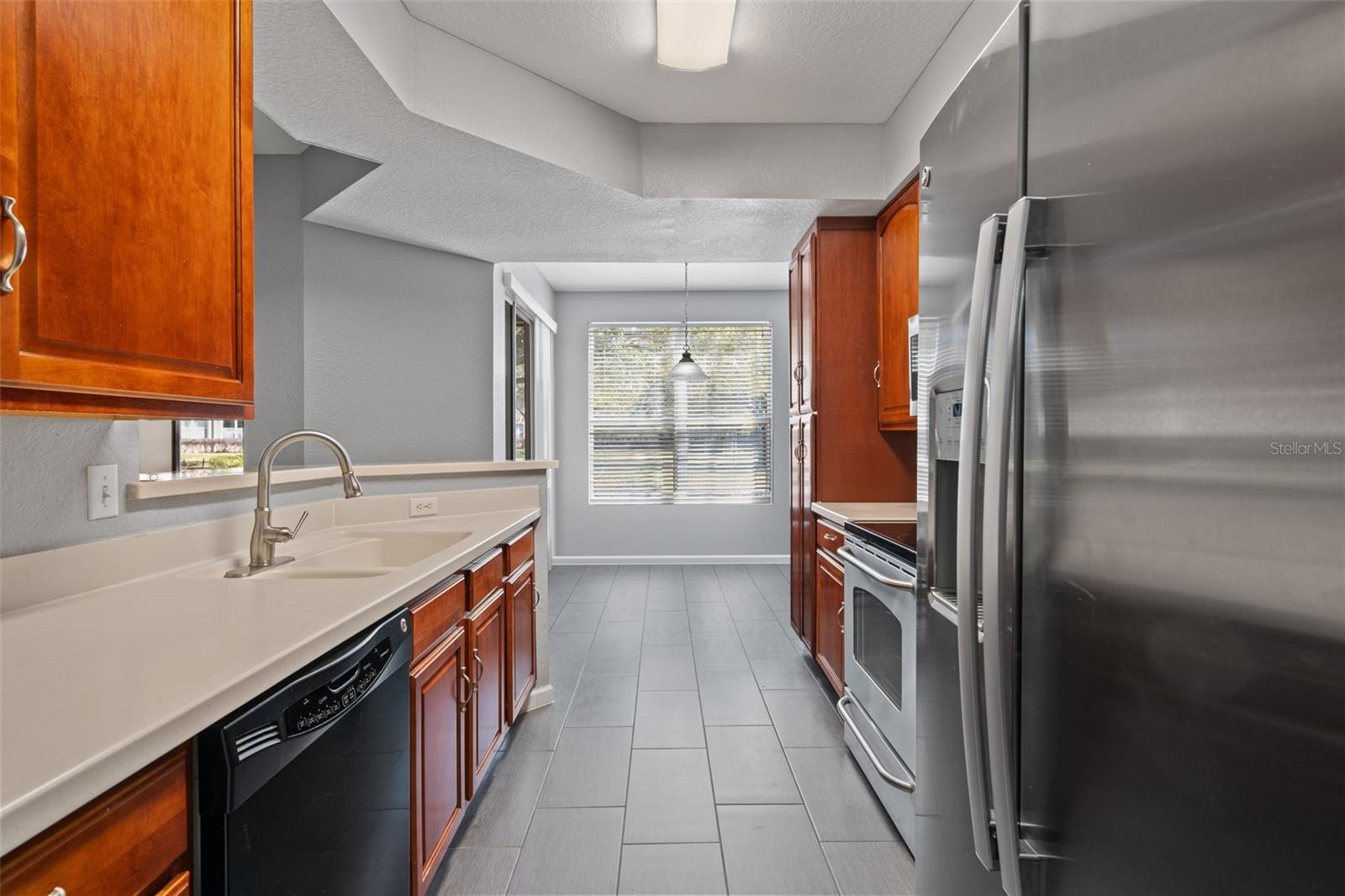 Image 12 of 28 For 2595 Metro Sevilla Drive 103