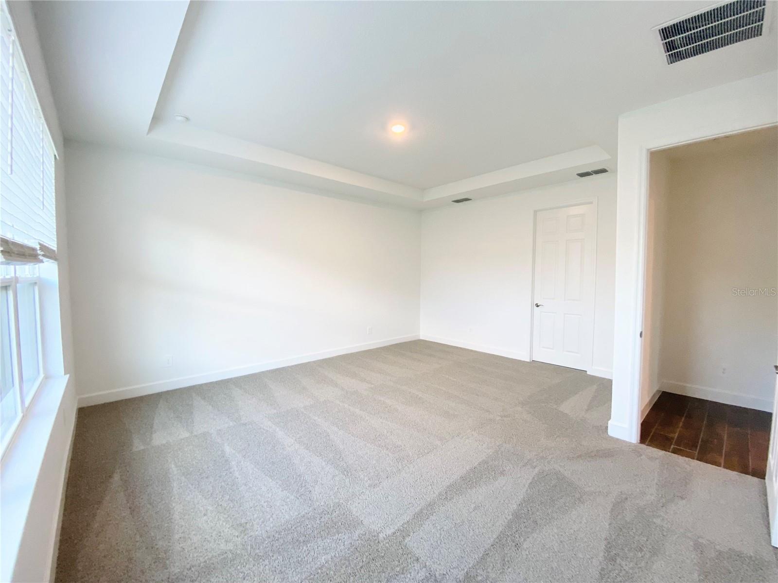 Listing photo id 9 for 3315 Buoy Circle