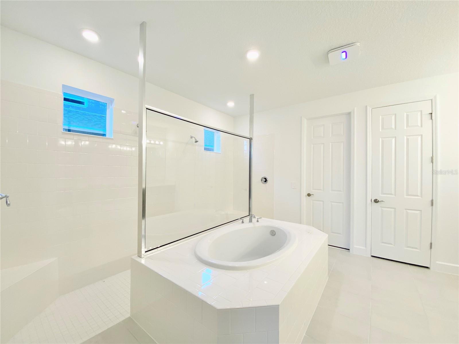 Listing photo id 11 for 3315 Buoy Circle