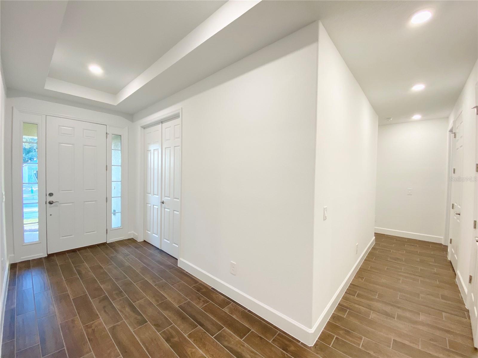 Listing photo id 0 for 3315 Buoy Circle