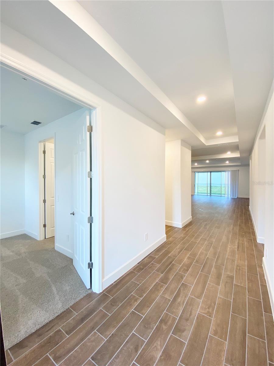 Listing photo id 1 for 3315 Buoy Circle