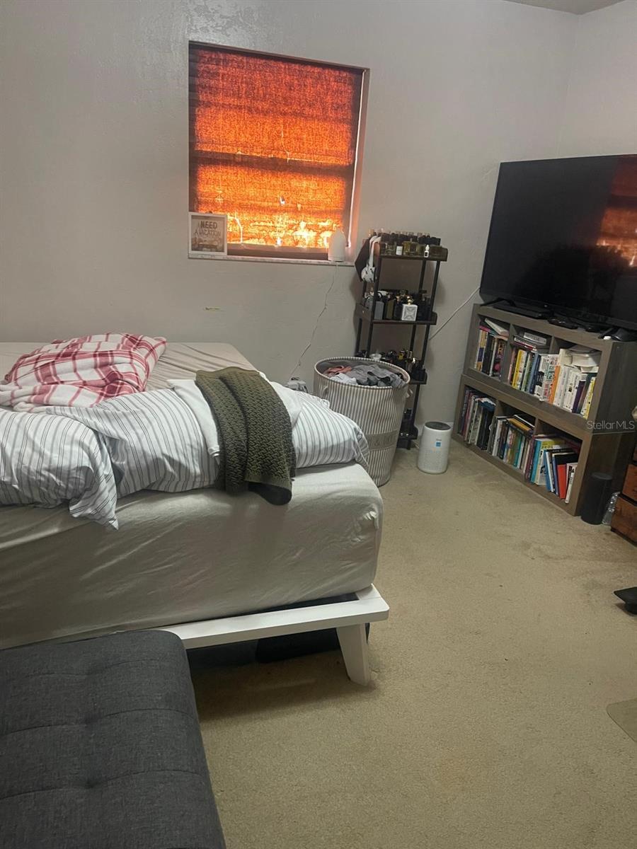 Image 12 of 16 For 1202 Yvonne Street