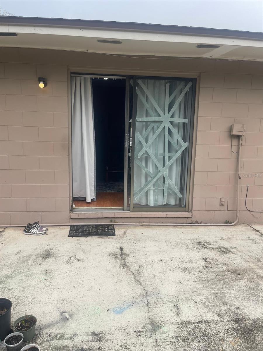 Image 14 of 16 For 1202 Yvonne Street