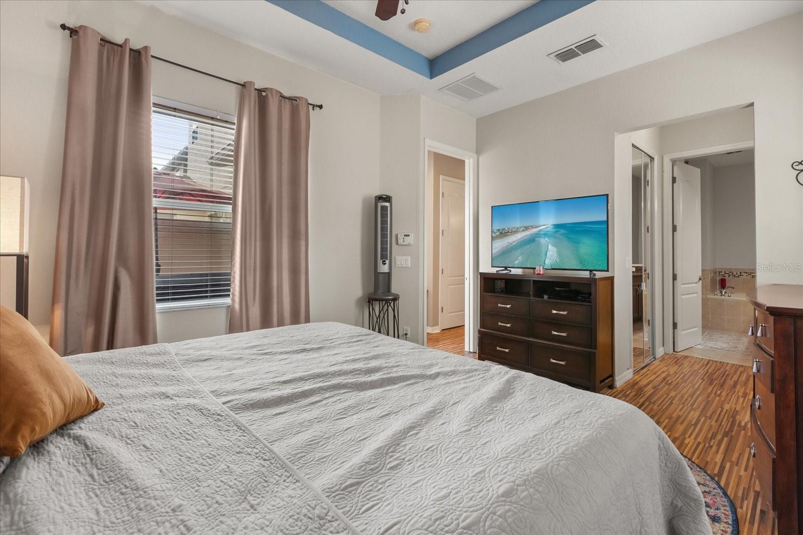 Image 13 of 30 For 11401 Evesham Drive