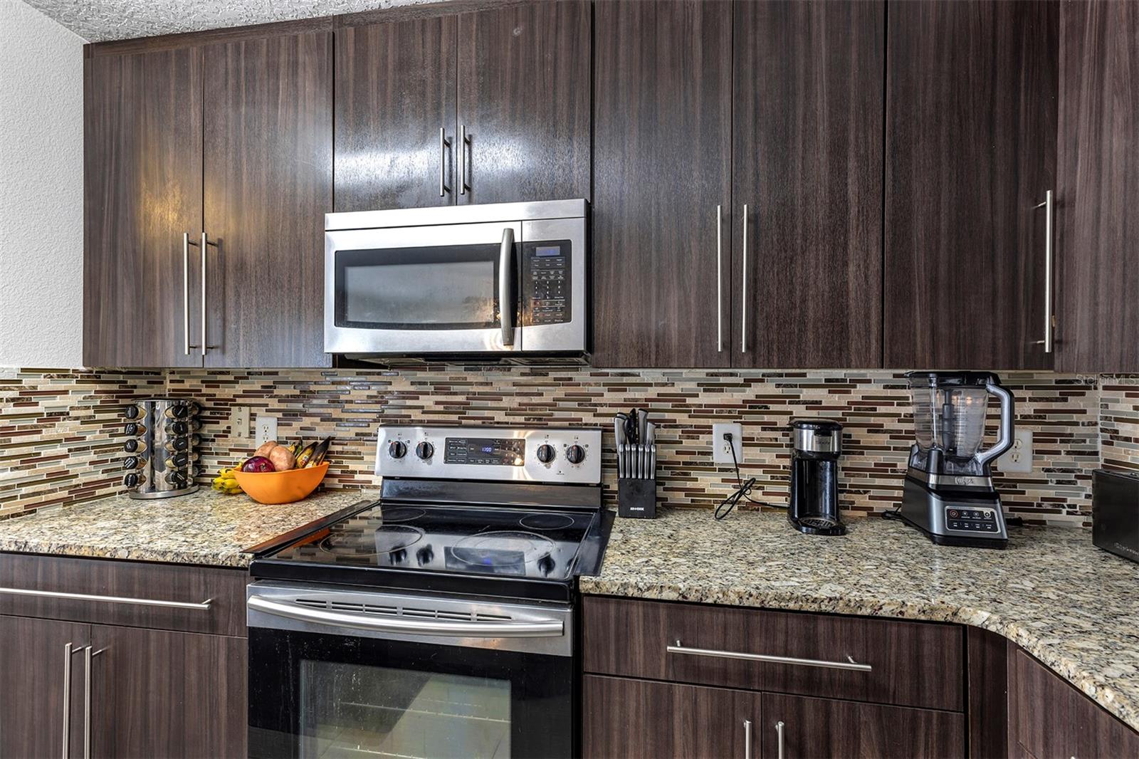 Image 11 of 30 For 688 Cresting Oak Circle 48